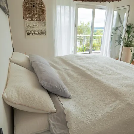 Feriehus Haus Mit Garten In Traumlage