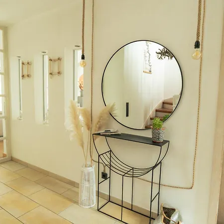 Haus Mit Garten In Traumlage Nyaraló Trier