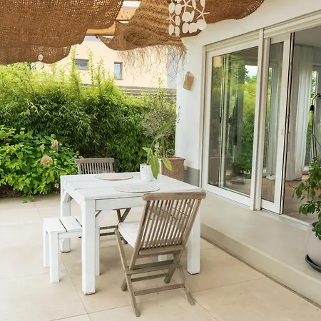 Haus Mit Garten In Traumlage *